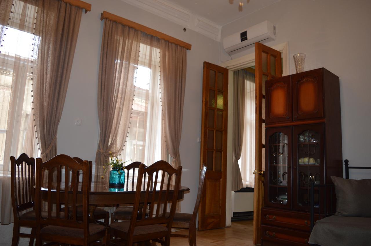 Vertskhli 50 Apartment Tbilisi Ngoại thất bức ảnh